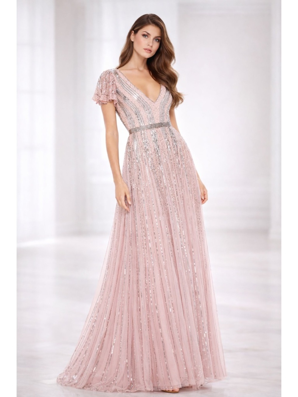 Mac Duggal Rose Pink Sequin Beaded Flutter Sleeve V-Neck Gown Dress size 4 Prom